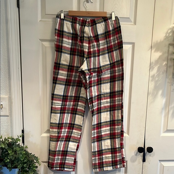 Old Navy Red and Black Plaid Pajama Pants - Picture 5 of 7